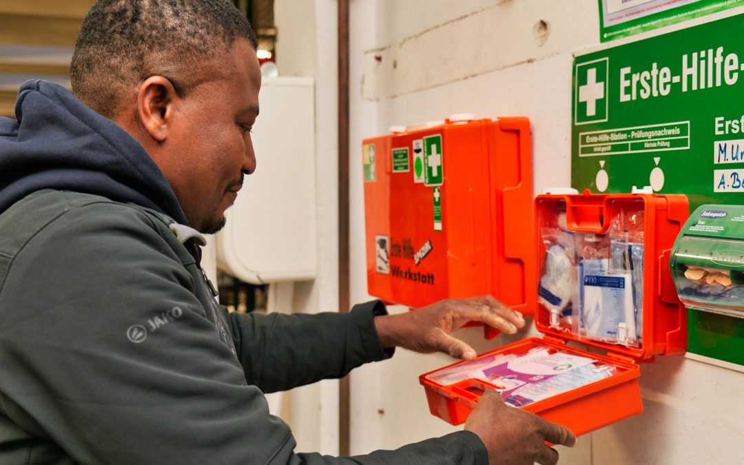 DGUV schreibt vor: Ersthelfer auf jeder Baustelle